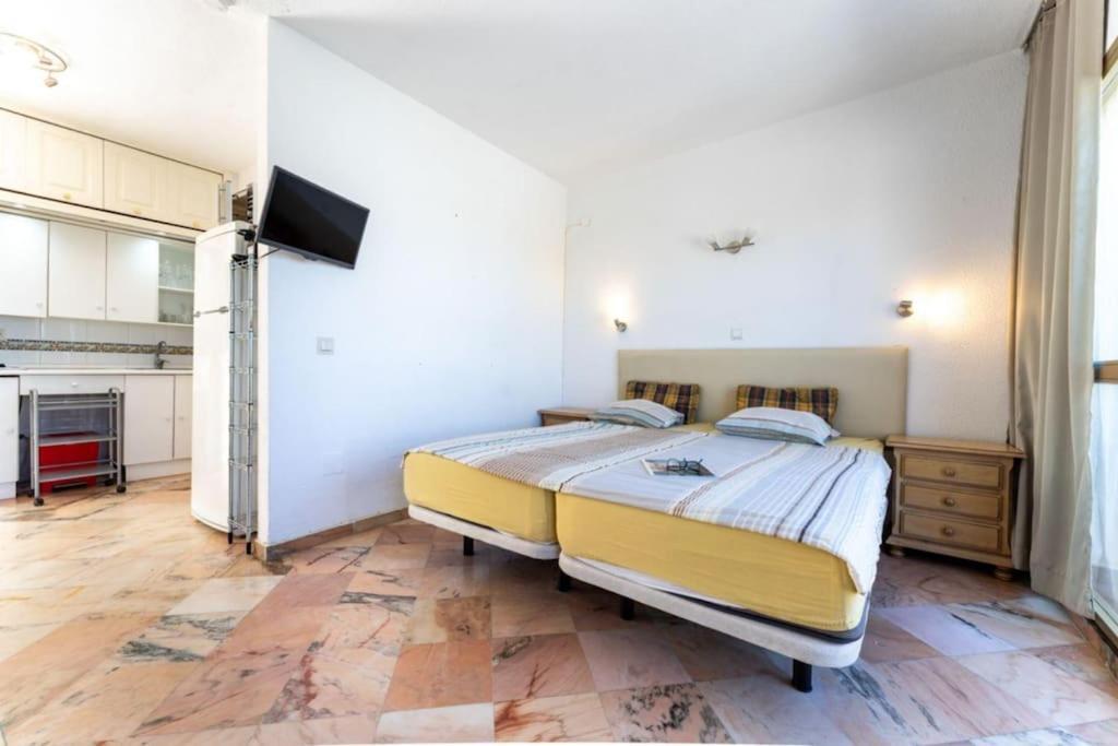 Ct 103 - Faro'S Romana Playa Studio 142 Marbella Kültér fotó